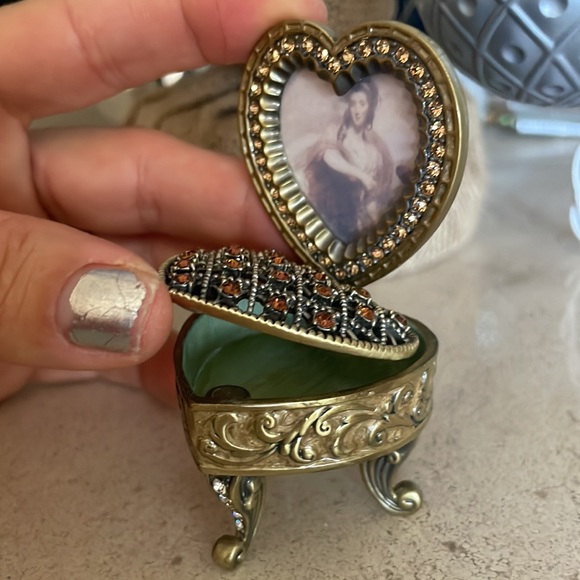 Set of 3 OKER rhinestone picture frame mini chairs - Picture 11 of 16